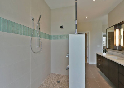 Modern - Bath & Shower Rooms